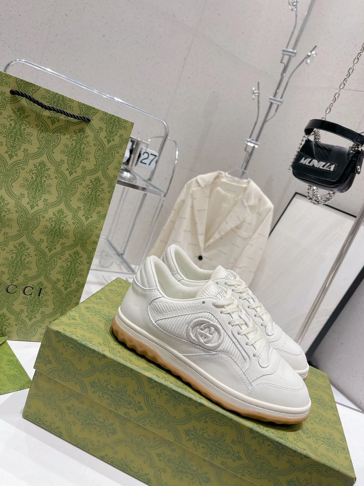 👟👟Ex-factory price 520👟👟 Women's Shoes Factory Gucci Gucci 2023 latest hot model MAC80 sports shoes couple style casual retro distressed dirty shoes small dirty shoes white shoes original purchase development production Gucci MAC80 new hot model series The exquisite and compact interlocking double G logo romantically interprets the aesthetic concept of this series. Made of off-white leather, retro inspiration is cleverly integrated into the design of sports shoes, reinterpreting the brand logo. Fabric: Original custom imported first-layer cowhide. Lining: Original custom imported breathable mesh lining. Outsole: Original molded two-color T👟👟factory price U outsole. Bottom thickness: 3CM. Size: Women's 35-40 / Men's 39-45 (44.45 non-refundable)